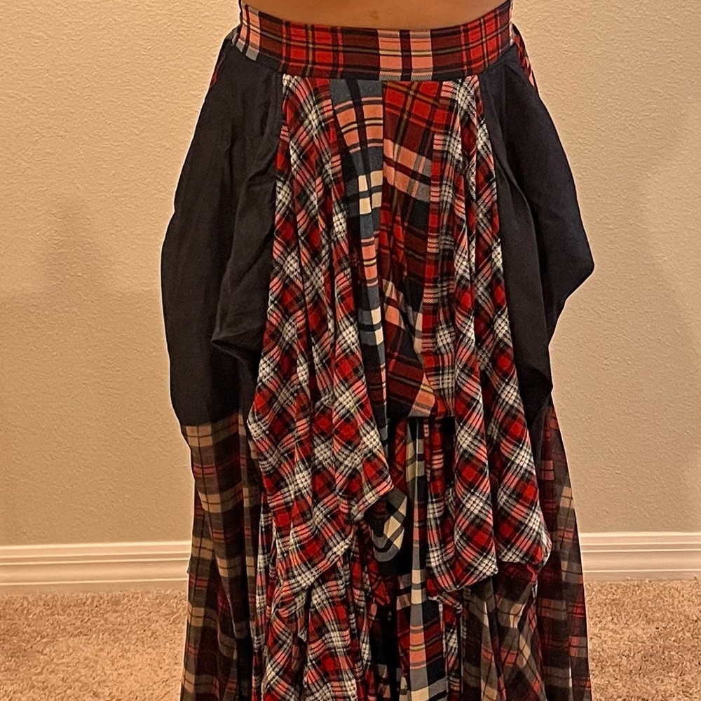 Kosmios Damsel In Distressed Skirt